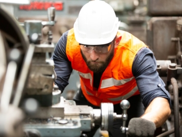 metalwork-industry-worker.jpg